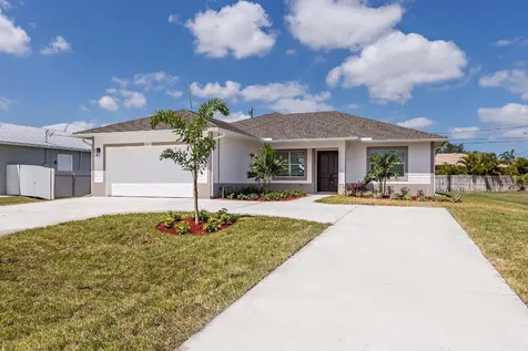 2217 SW Savage Boulevard Port St Lucie FL 34953
