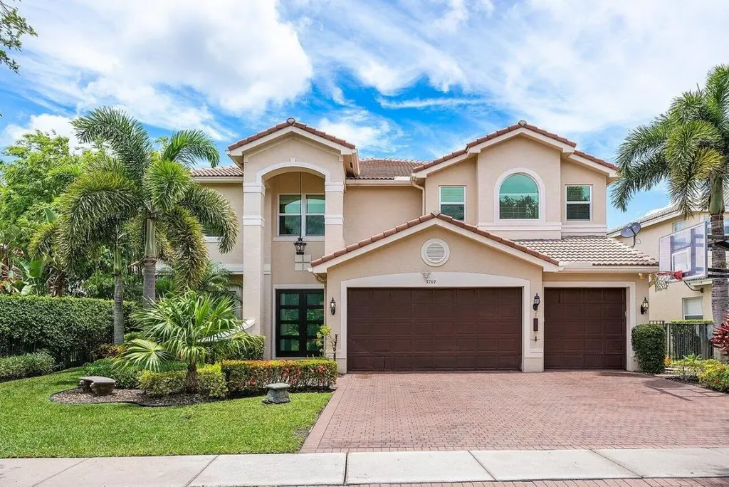 9769 Napoli Woods Lane Delray Beach FL 33446