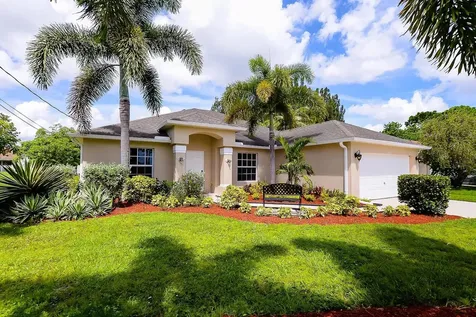 3247 SE Pinto Street Port St Lucie FL 34984