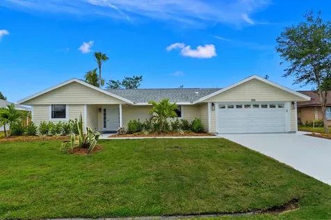 643 SE Crescent Avenue Port St Lucie FL 34984