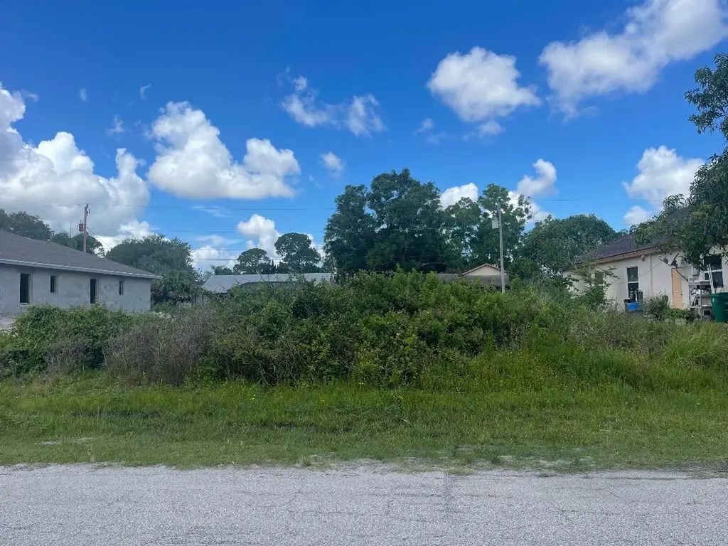 2902 SW Fluvia Street Port St Lucie FL 34953