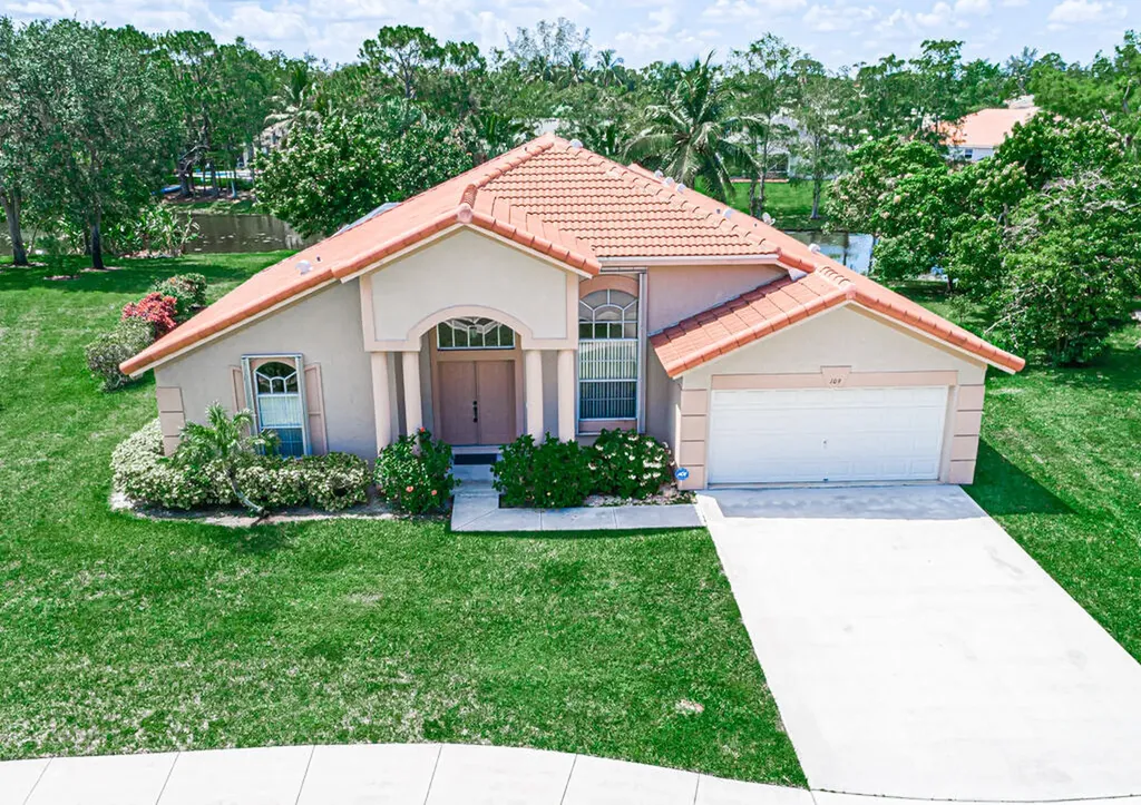 109 Camelot Court Royal Palm Beach FL 33411