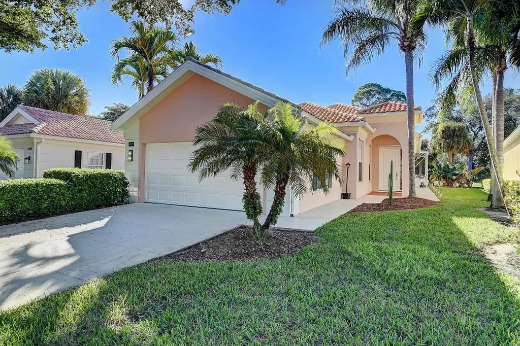 4683 Hammock Circle Delray Beach FL 33445
