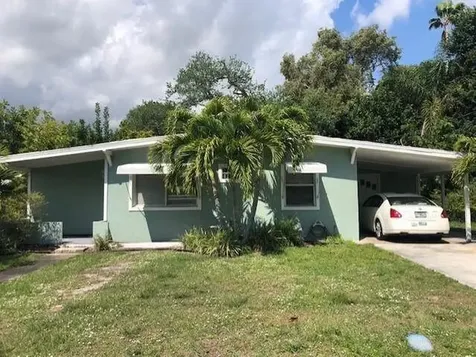 2023 Hills Court Fort Pierce FL 34950