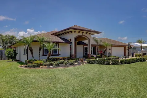210 SE Camino Street Port St Lucie FL 34952