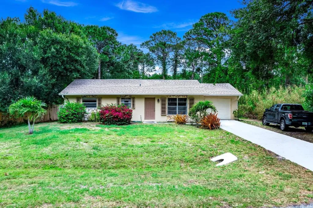 8708 Brookline Avenue Fort Pierce FL 34951