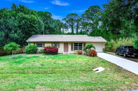 8708 Brookline Avenue Fort Pierce FL 34951