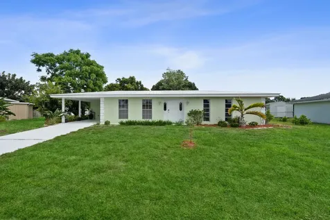 175 NE Tunison Avenue Port St Lucie FL 34983