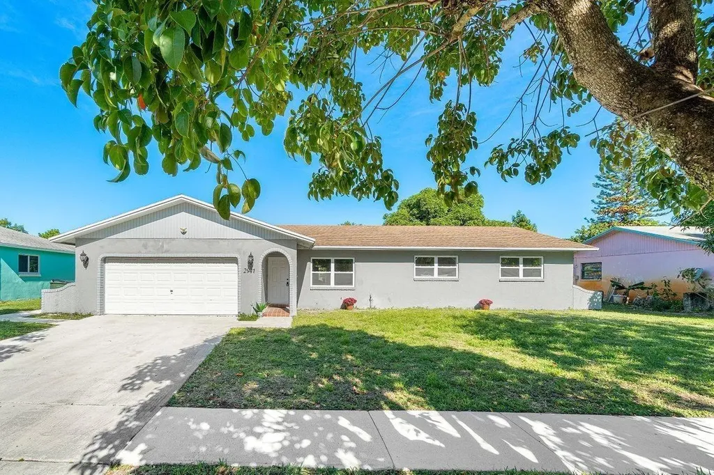 2941 Dorson Way Delray Beach FL 33445