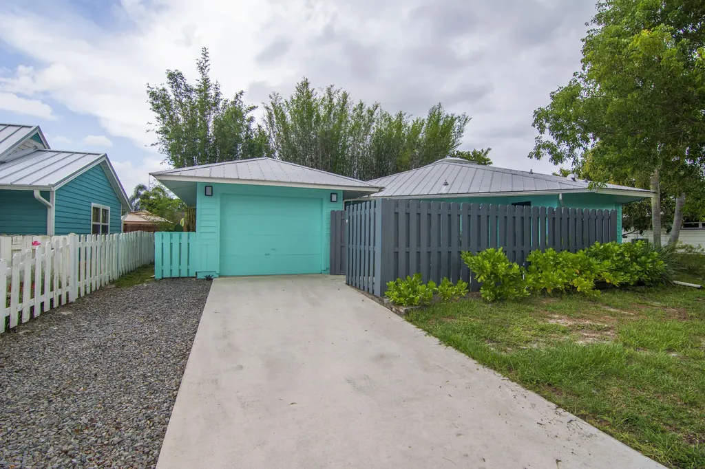 1493 SW Vizcaya Circle Palm City FL 34990