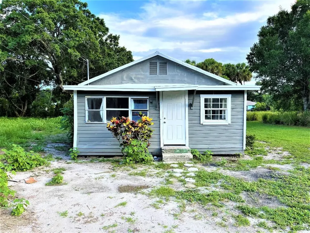 1765 38th Lane Vero Beach FL 32960