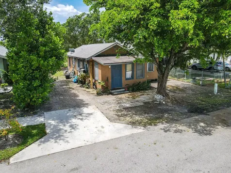 424 Southridge Road Delray Beach FL 33444