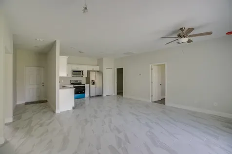 76 N Orange Street Fellsmere FL 32948