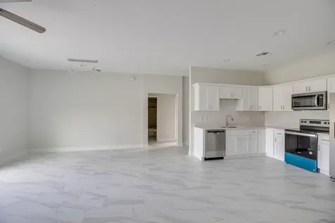 76 N Orange Street Fellsmere FL 32948