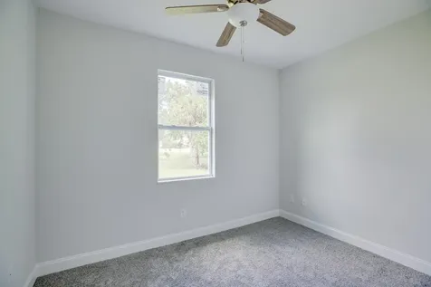 76 N Orange Street Fellsmere FL 32948