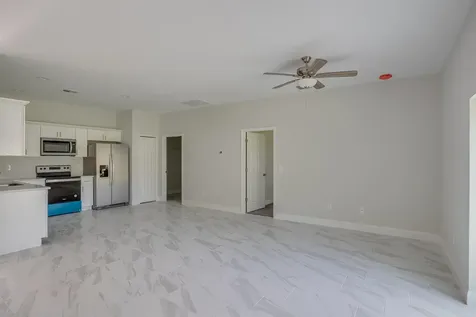 76 N Orange Street Fellsmere FL 32948