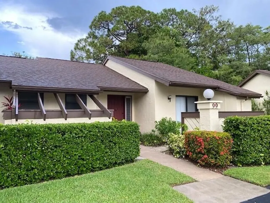 99 Rose Bay Court Royal Palm Beach FL 33411