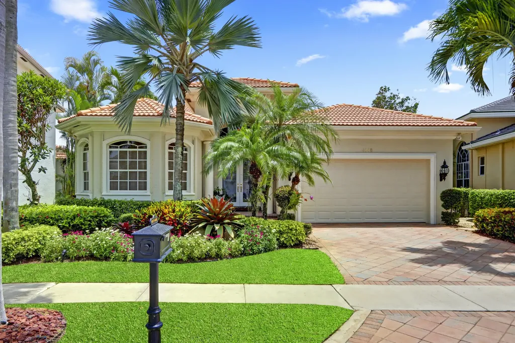 4148 NW Briarcliff Circle Boca Raton FL 33496