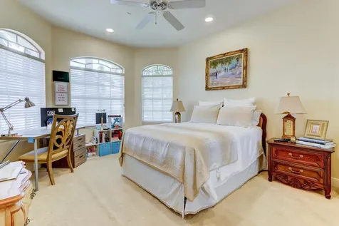 4148 NW Briarcliff Circle Boca Raton FL 33496