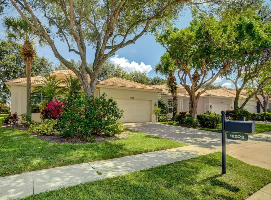 12522 Via Ravenna Boynton Beach FL 33436