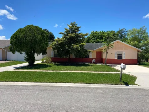 121 Raven Court Royal Palm Beach FL 33411