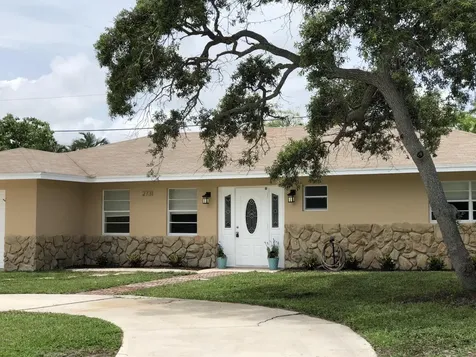 2731 Cambridge Road Lake Worth FL 33462