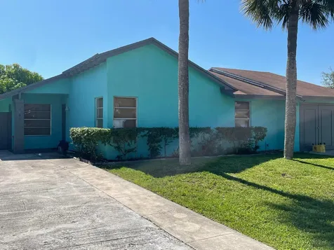 1048 Concert Way Royal Palm Beach FL 33411