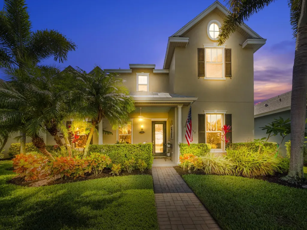 10658 SW Westlawn Boulevard Port St Lucie FL 34987