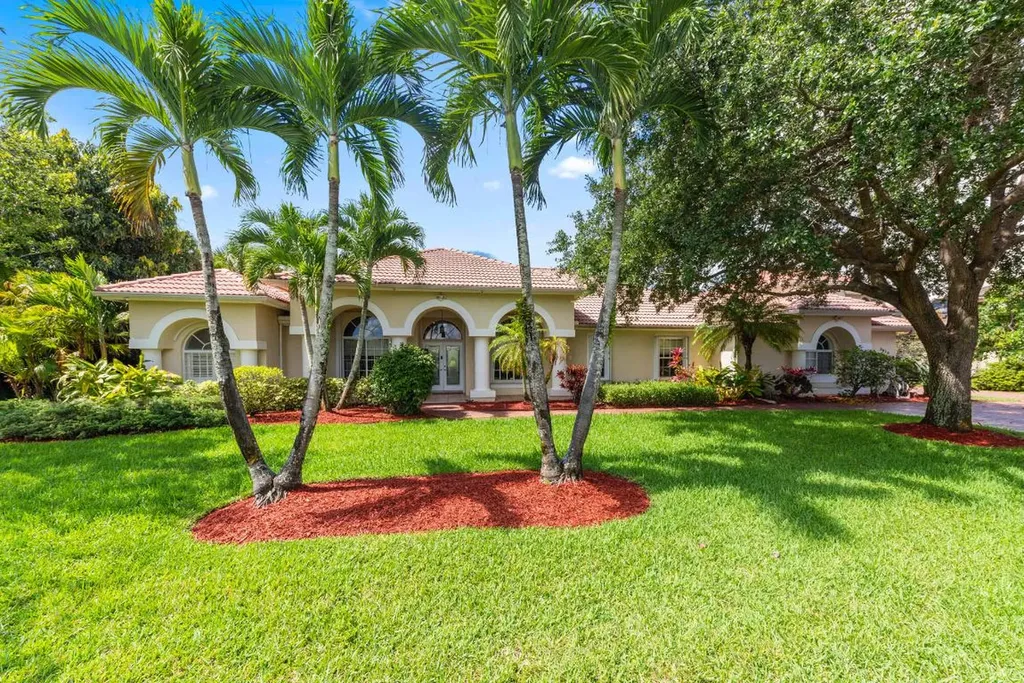 2616 SW River Shore Drive Port St Lucie FL 34984
