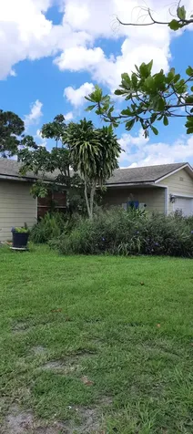 133 SW Fairway Avenue Port St Lucie FL 34983
