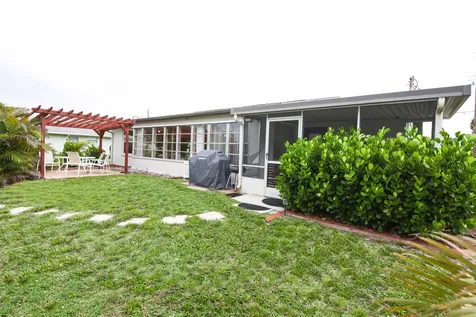 733 SE Calmoso Drive Port St Lucie FL 34983