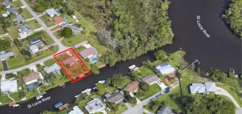 733 SE Calmoso Drive Port St Lucie FL 34983