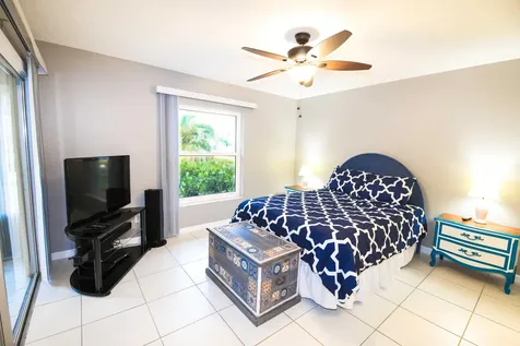 733 SE Calmoso Drive Port St Lucie FL 34983