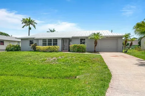 1711 SE Carvalho Street Port St Lucie FL 34983