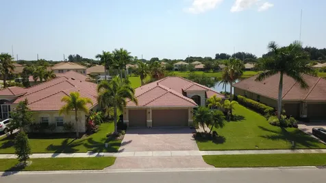 822 Bent Creek Drive Fort Pierce FL 34947