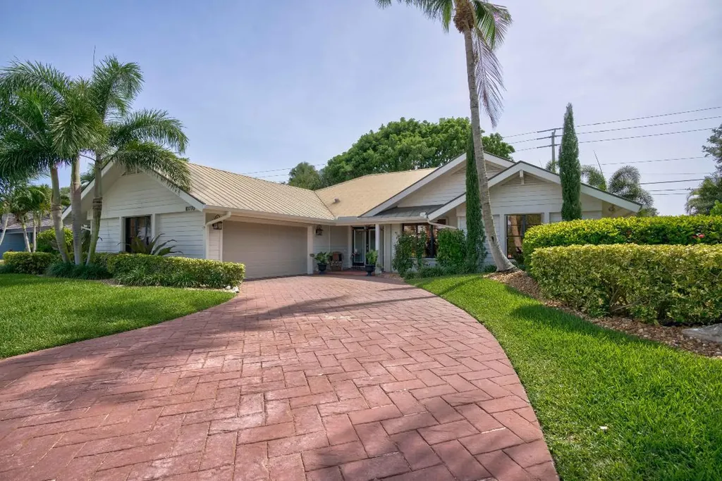 10770 SE Jupiter Narrows Drive Hobe Sound FL 33455