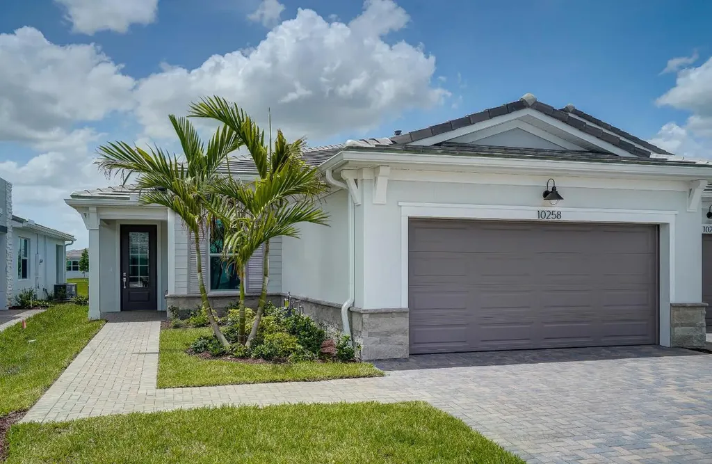 10258 SW Corvus Lane Port St Lucie FL 34987