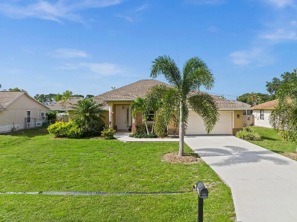 236 SE Todd Avenue Port St Lucie FL 34983