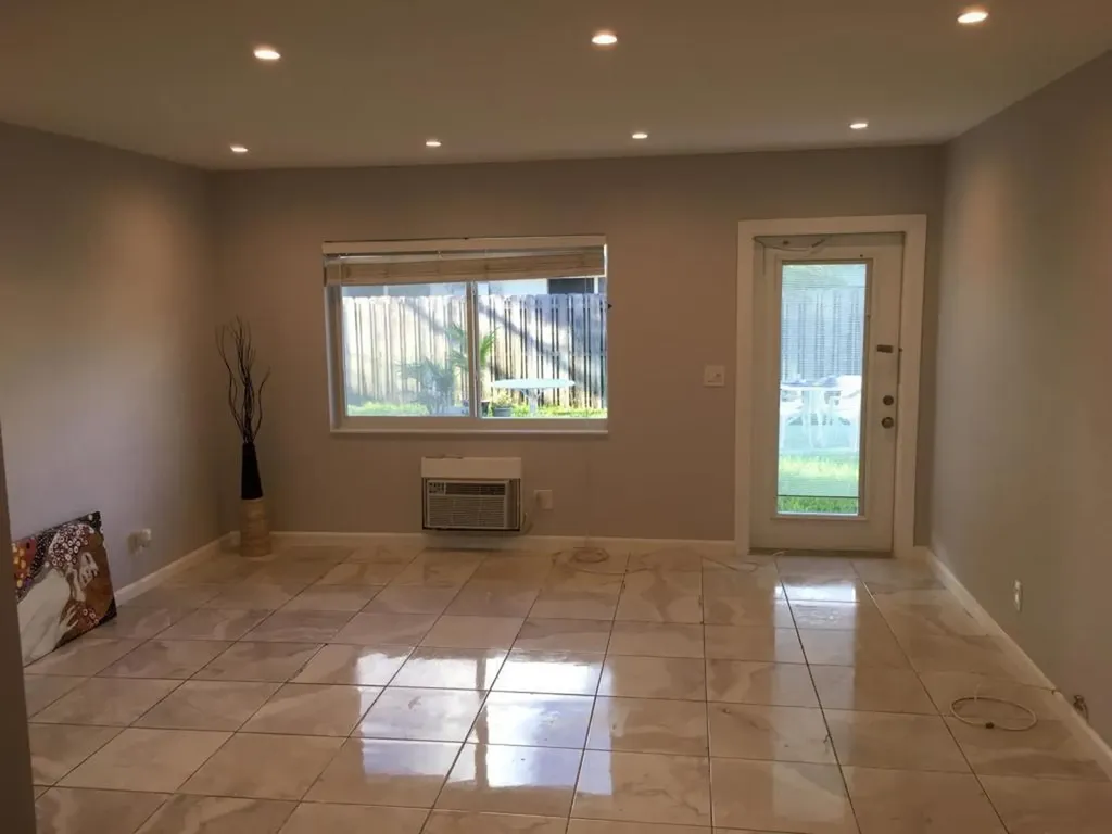 301 E Mcnab Road Pompano Beach FL 33060