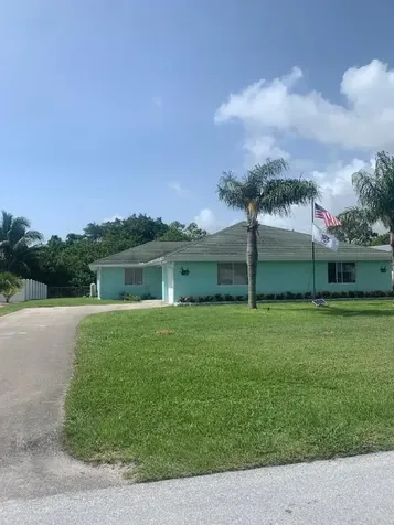 8668 SE Oleander Street Hobe Sound FL 33455