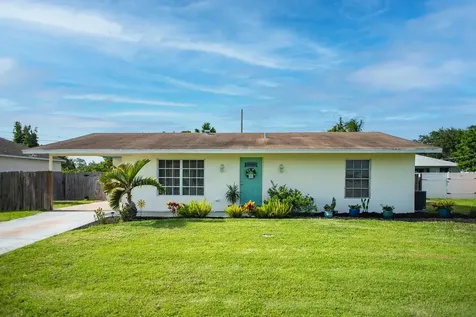 1269 SE Petunia Avenue Port St Lucie FL 34952