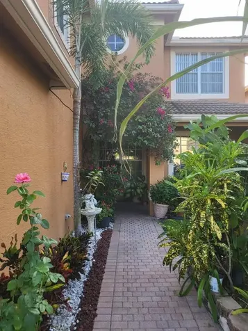 5335 Island Gypsy Drive Greenacres FL 33463