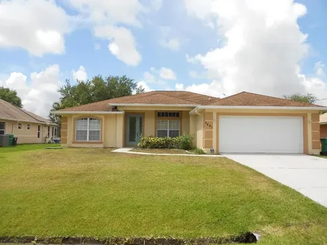 5491 NW Dabney Court Port St Lucie FL 34986