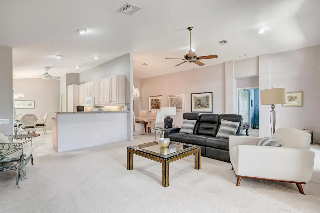 5025 Glenville Drive Boynton Beach FL 33437