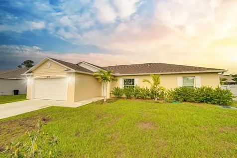3072 SW Lucerne Street Port St Lucie FL 34953