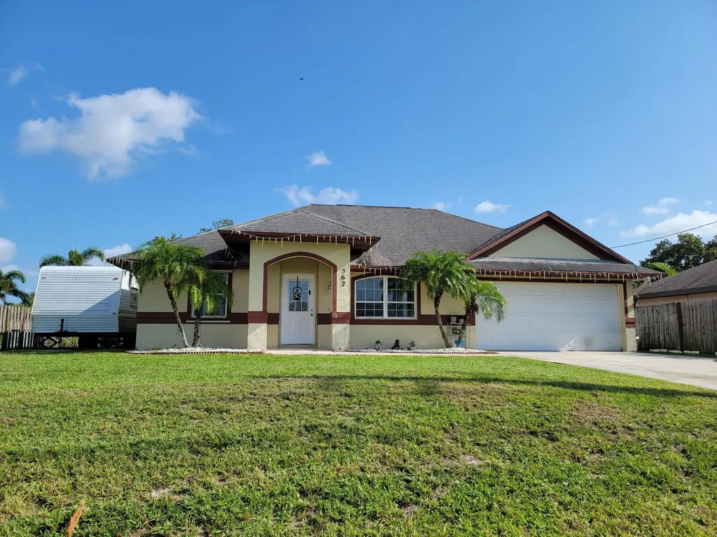 562 SE Seahouse Drive Port St Lucie FL 34983