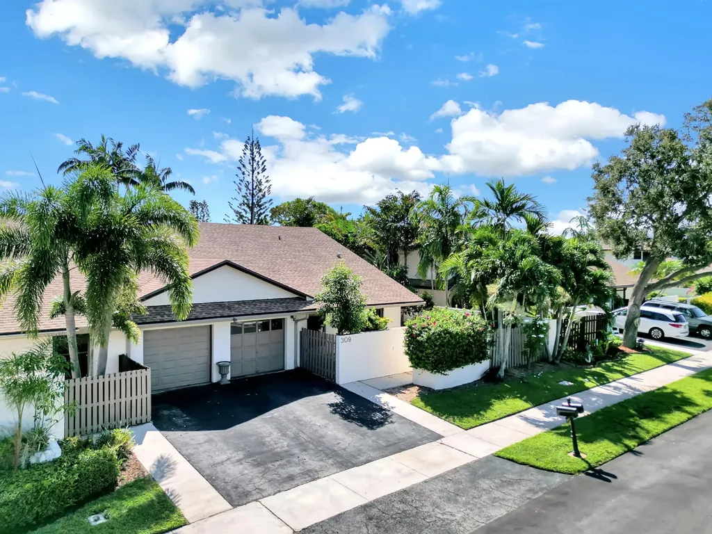 309 SW 29th Avenue Delray Beach FL 33445