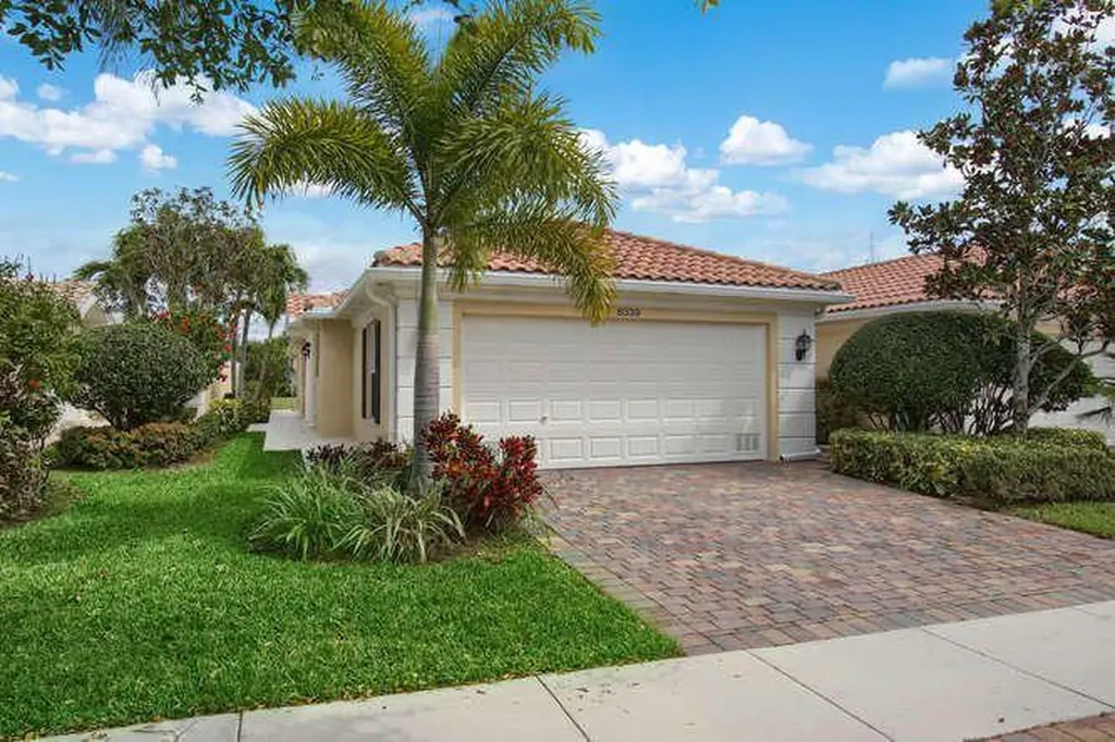 8339 Saint Johns Court Wellington FL 33414