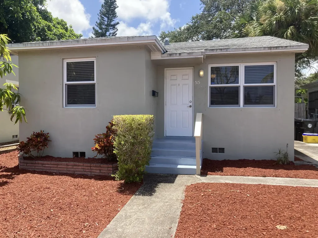 515 S M Street Lake Worth Beach FL 33460