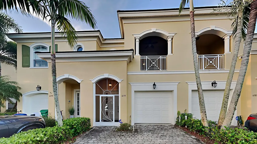6179 NW Helmsdale Way Port St Lucie FL 34983